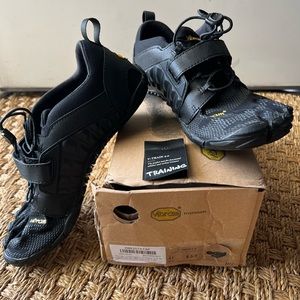 Vibram FiveFingers V-Train 2.0 Mens 41
